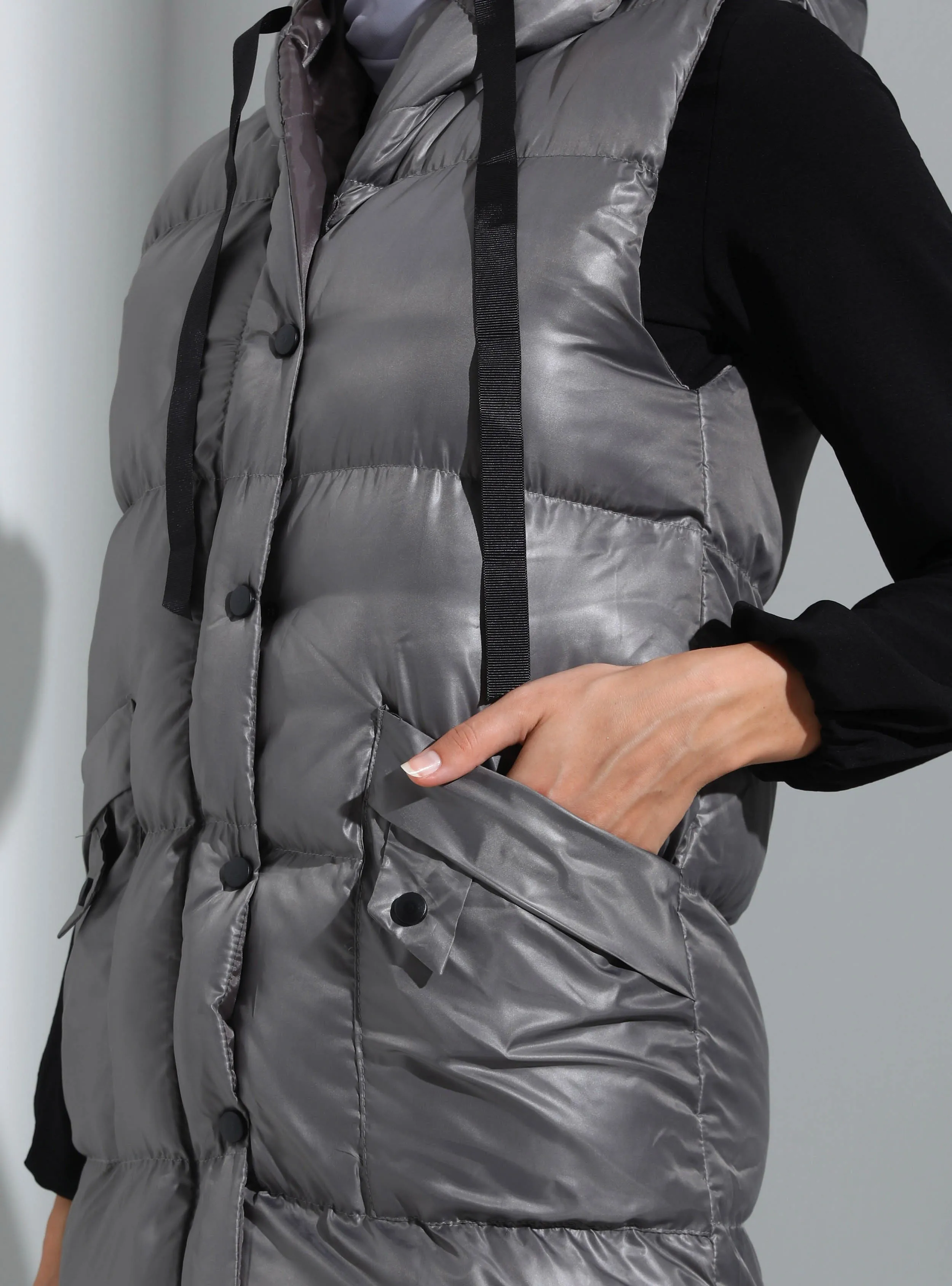 Capuson fiber filled vest - black -