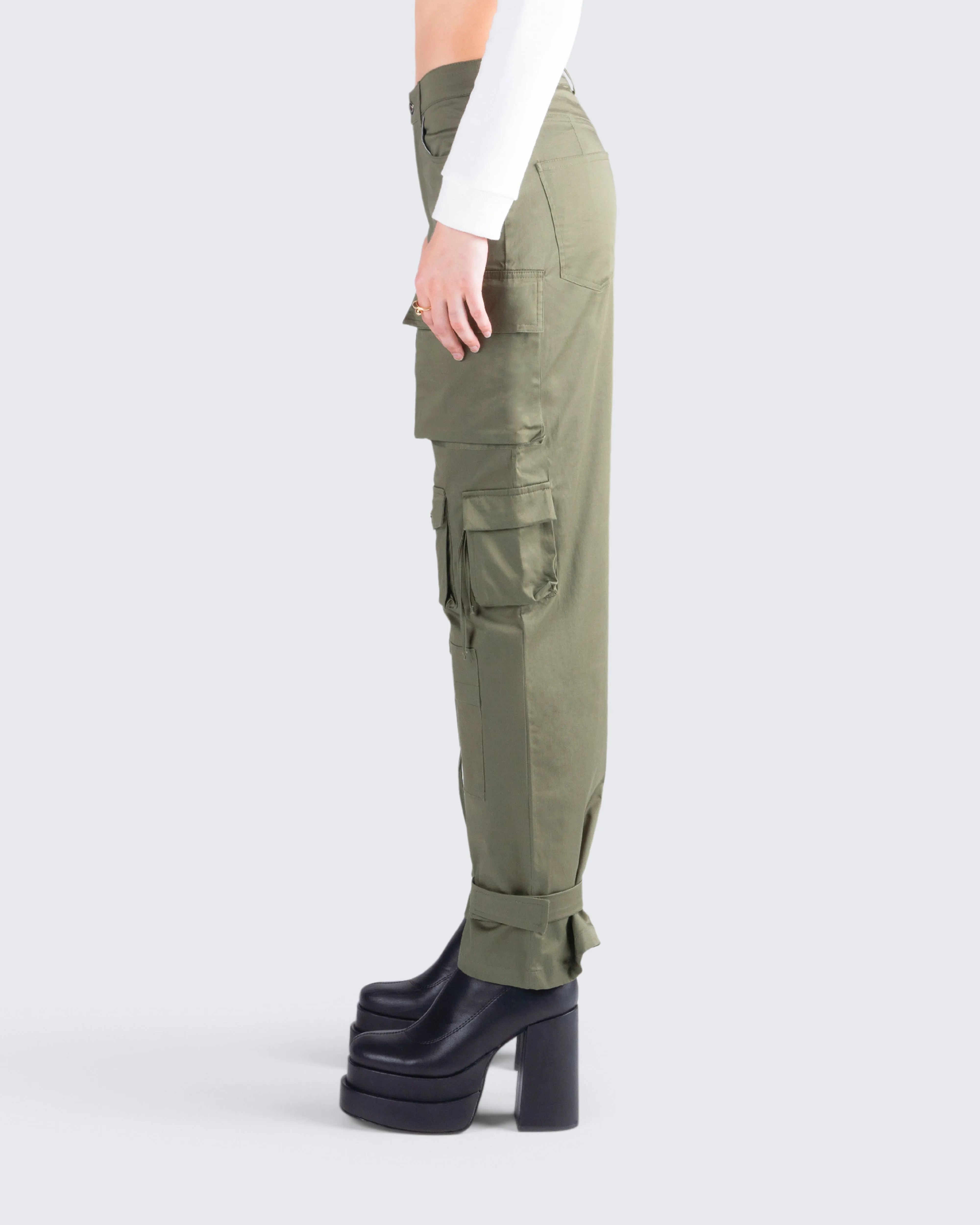 Eleni Olive Utility Pocket Pant