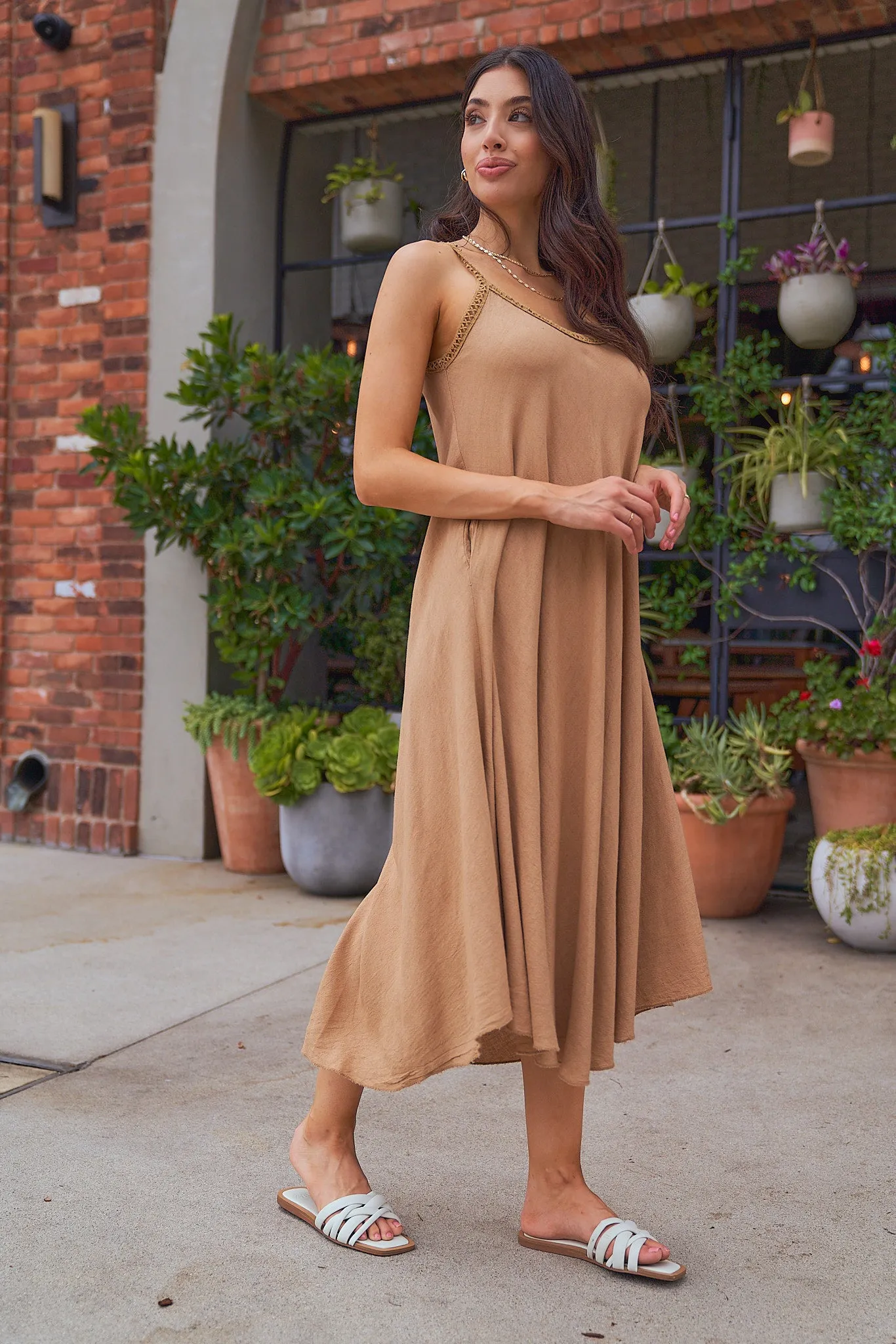 Linen Flowy Midi Dress