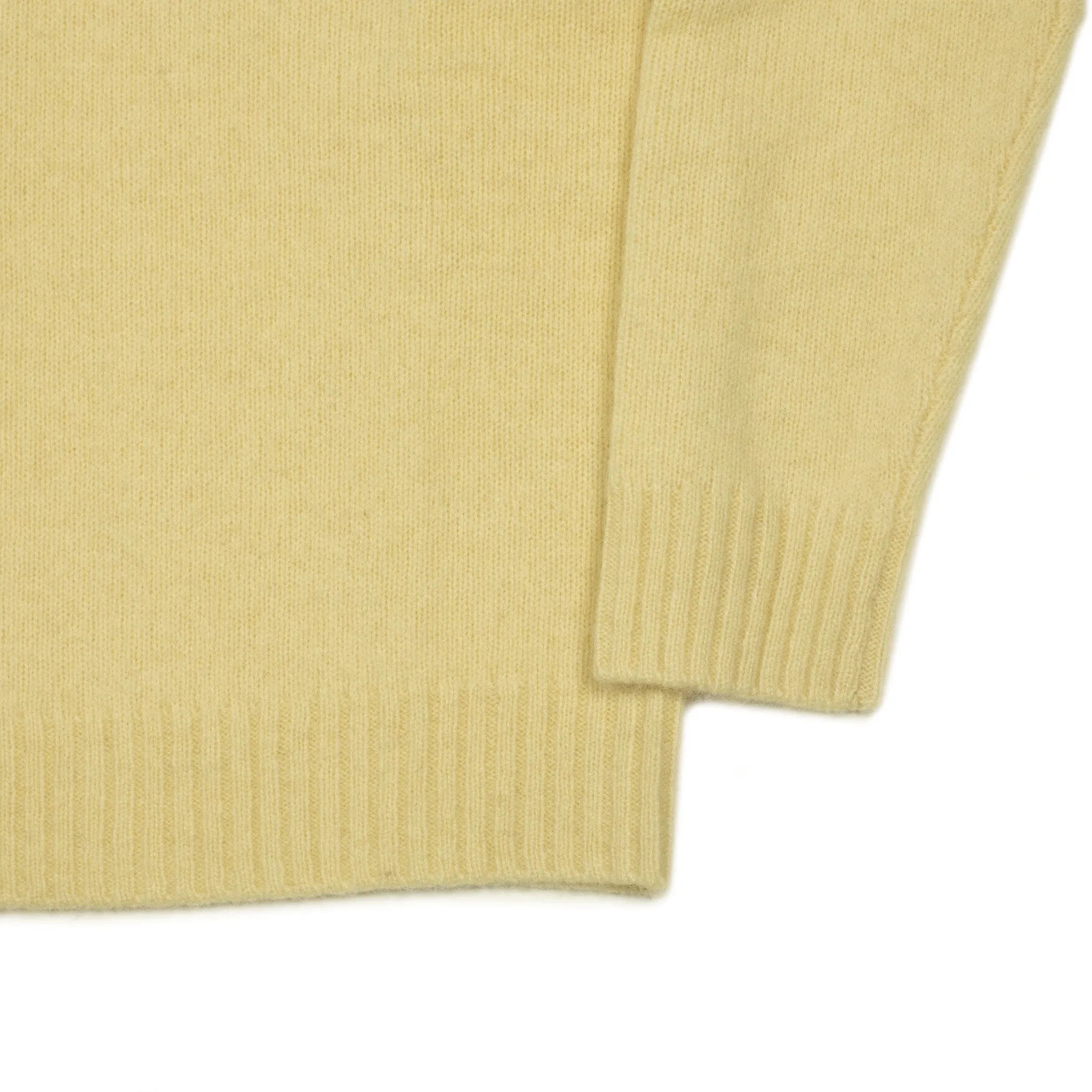 Saddle shoulder sweater in "Creamptop" washed shetland wool (restock)