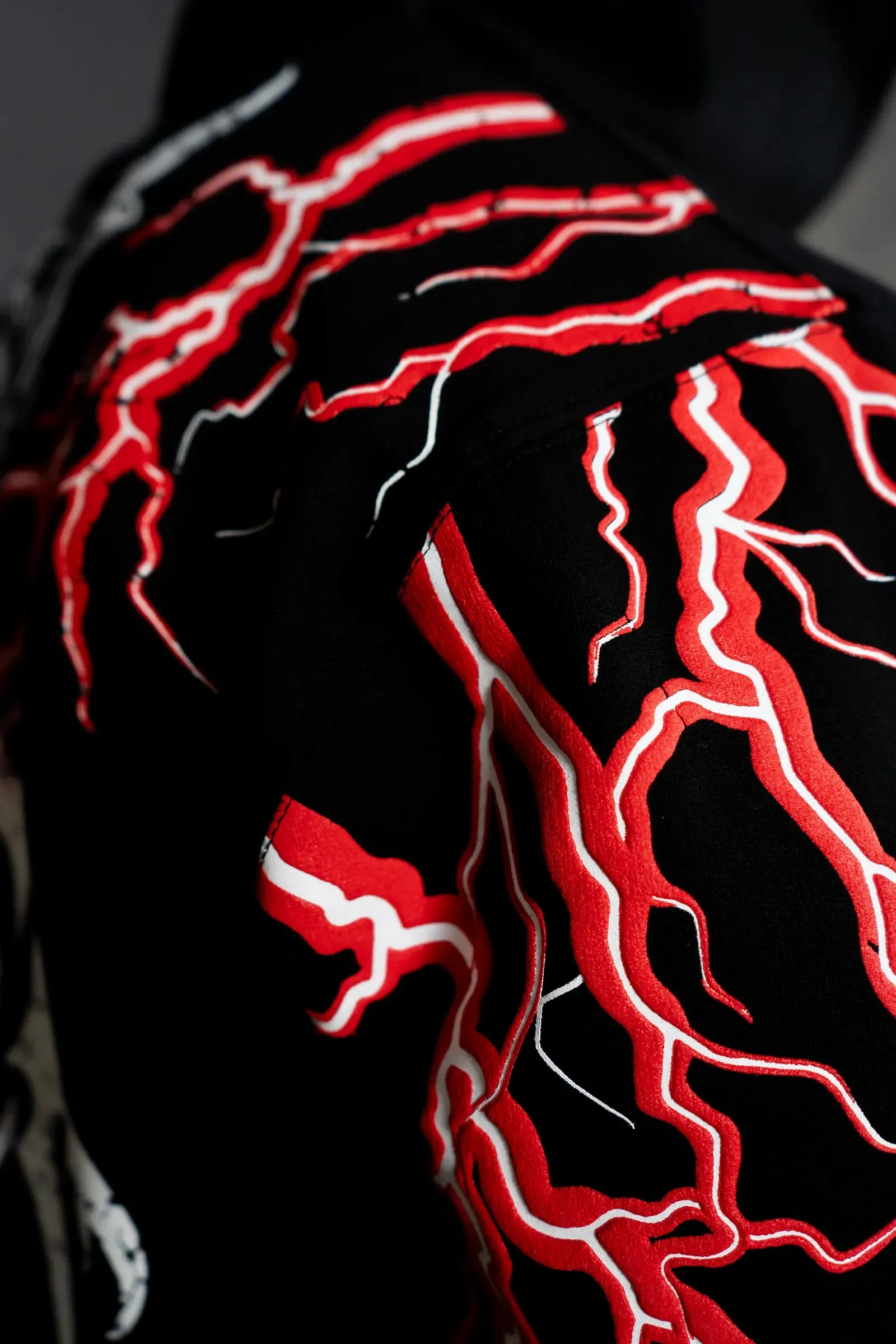 THUNDER STORM HOODIE (BLACK RED)