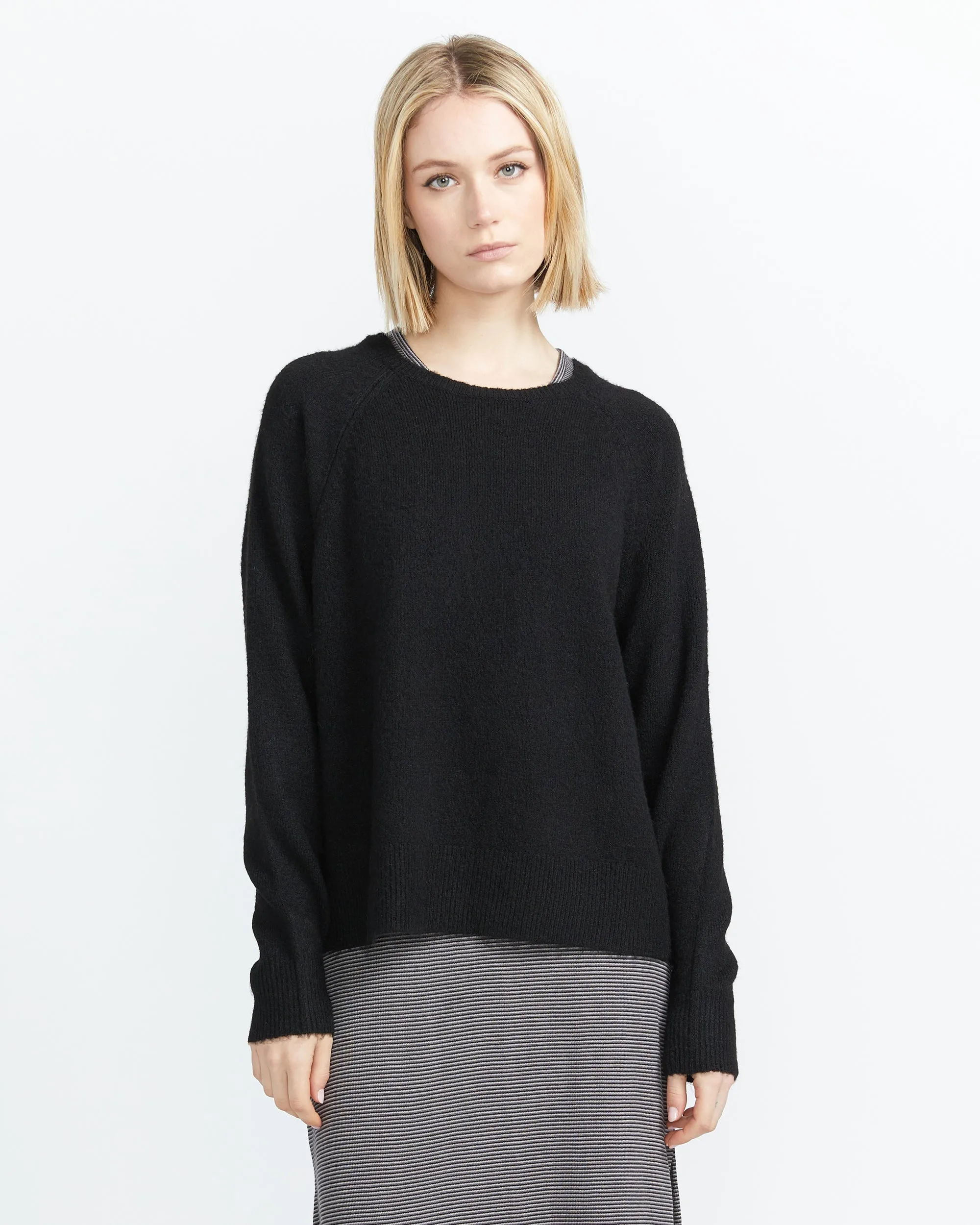 Twinkle Teas Sweater - Black