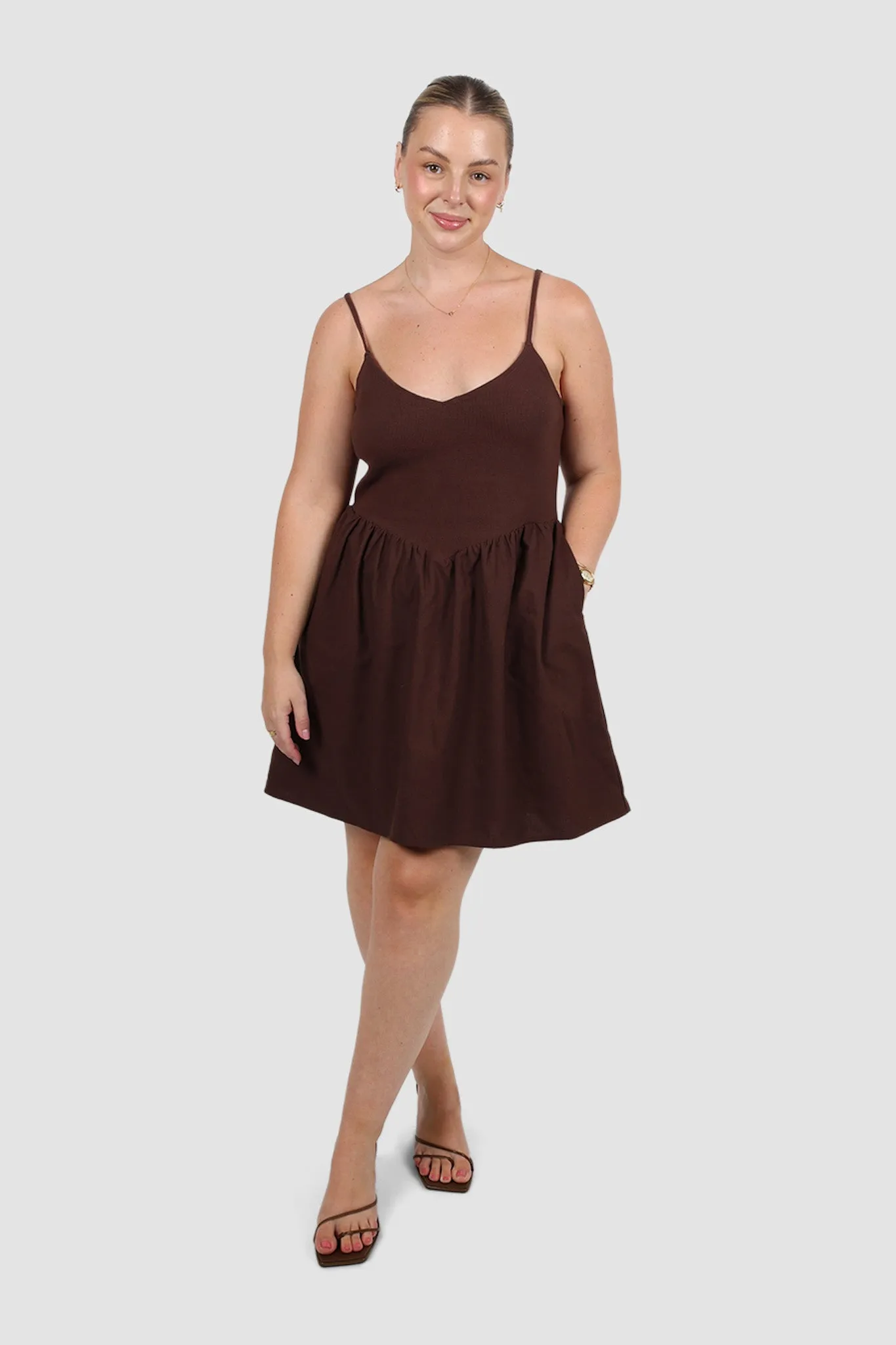 ZAREN MINI DRESS CHOCOLATE